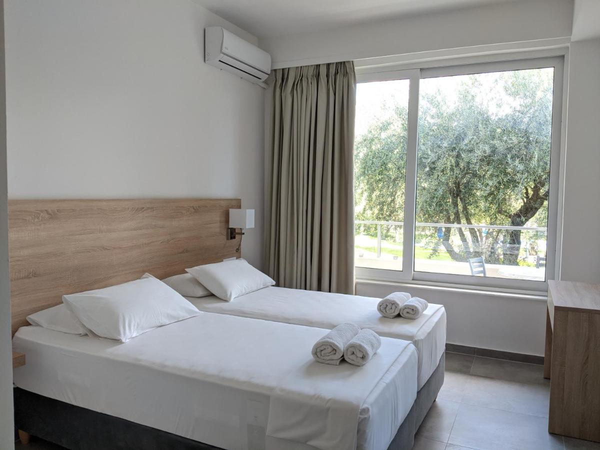 Saint Nicholas Hotel 3*