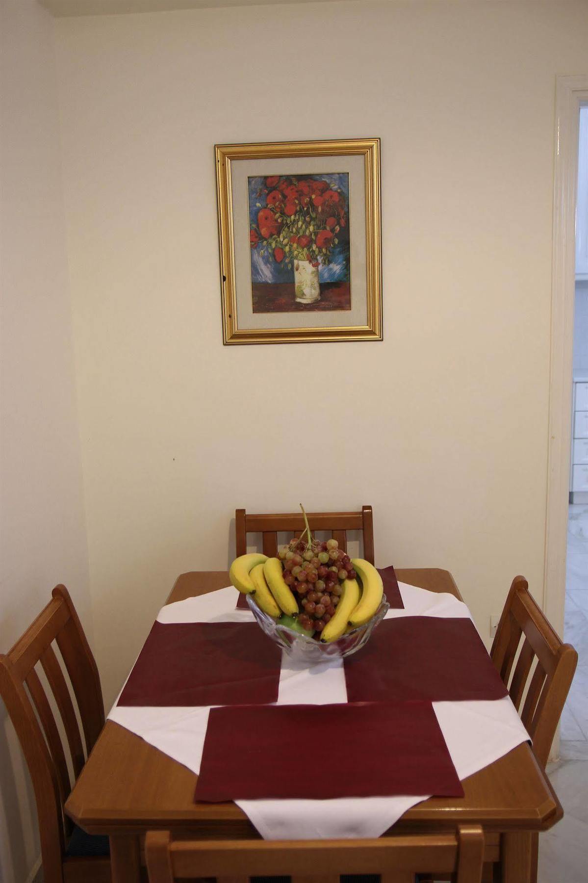 Saint Nicholas Hotel 3*