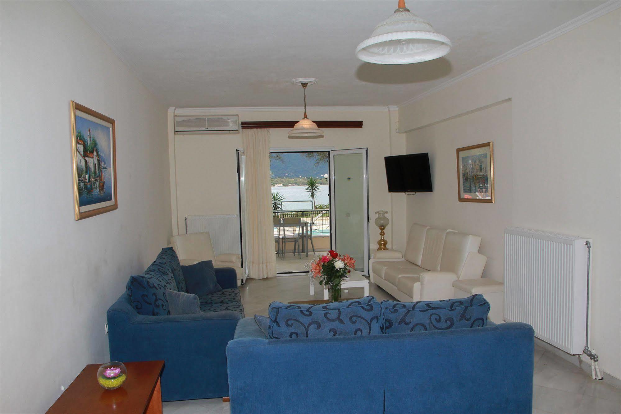 Saint Nicholas Hotel 3*